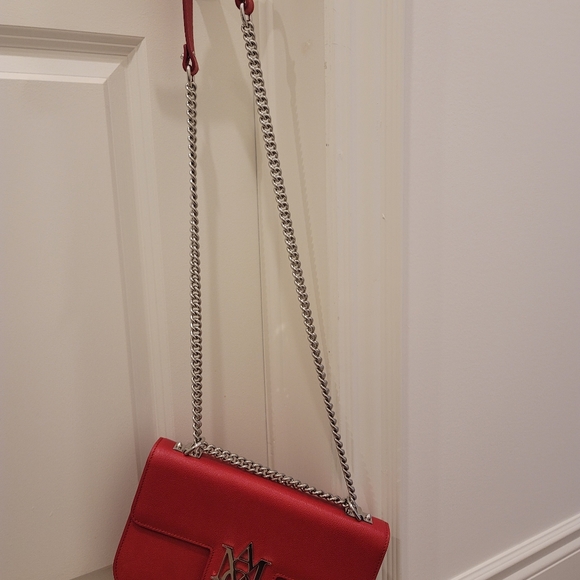 Alexander McQueen Crossbody and Shoulder leather chain Bag - Picture 11 of 15